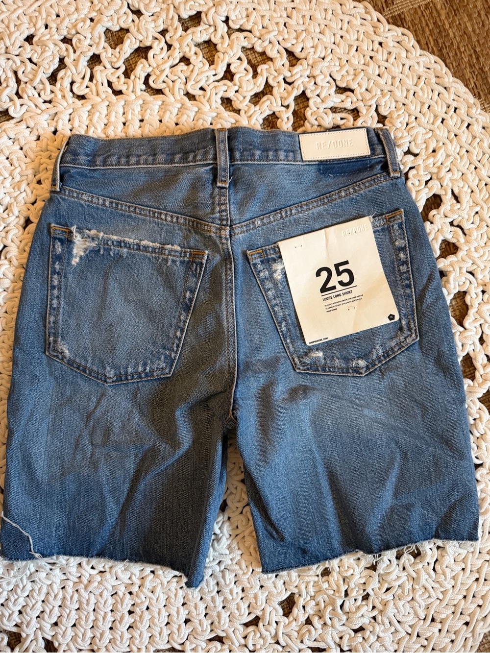 ✨ NWT RE/DONE Loose Long Shorts - Picture 2 of 5